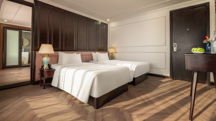 Doria Cruise: Connecting room