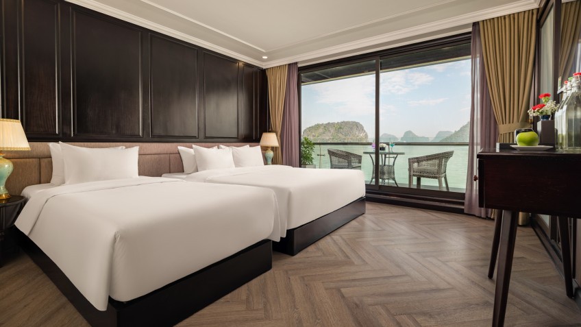 Doria Cruise: Triple Suite