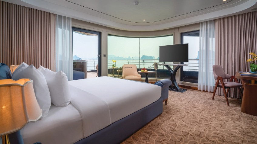 Calista Cruise: Majesty Suite