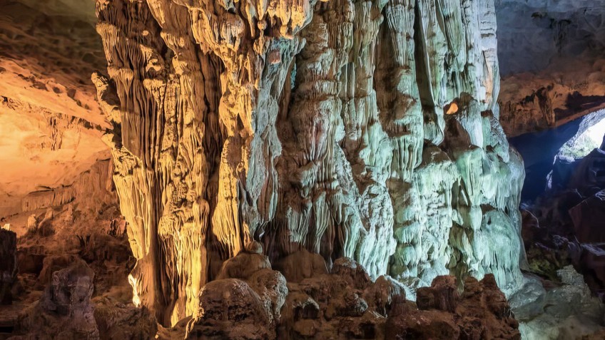 Catherine Cruise: Majestic Stalactites