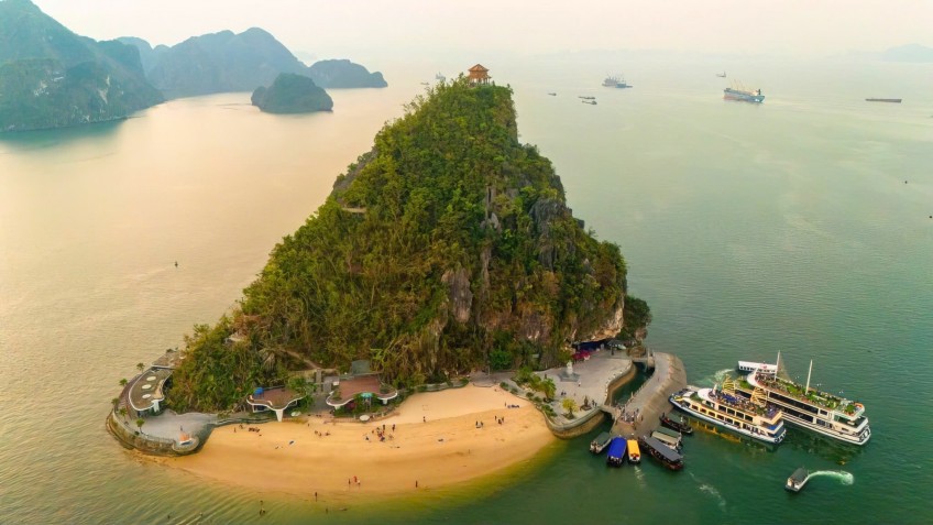 Catherine Cruise: Have a trip to Titop Island