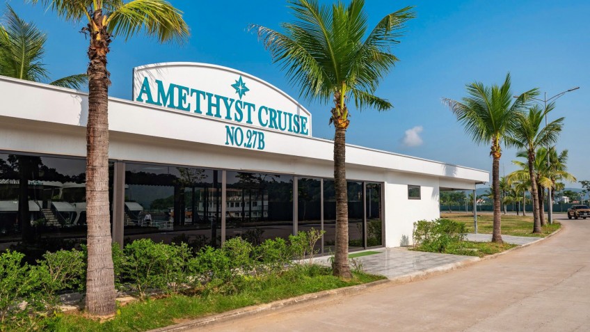 See You At No 27B, Tuan Chau Port