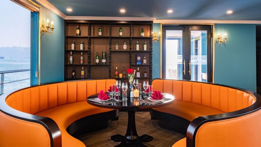 Stylish Tableware Arrangement