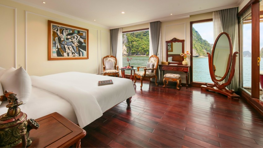 Emperor Cruises: Enjoy the best Halong view