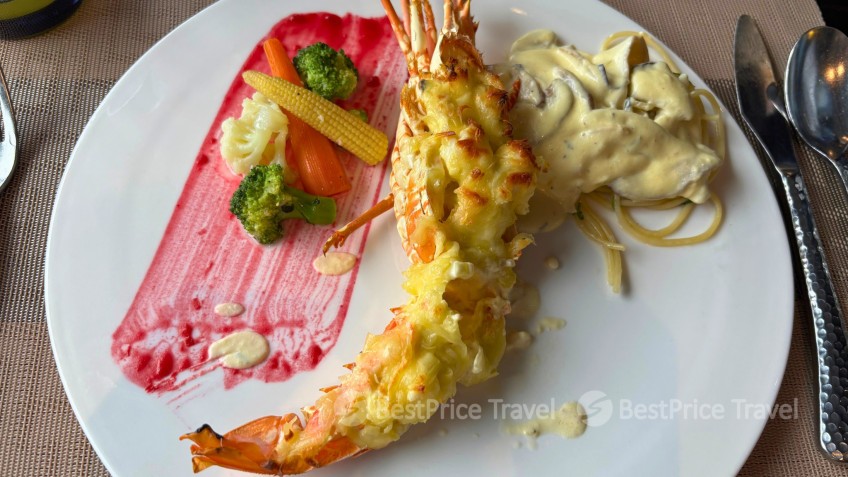 Elite of the Seas Cruise: Large Portions