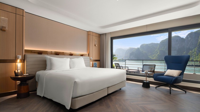 Grand Pioneers Cruise: Veranda Suite