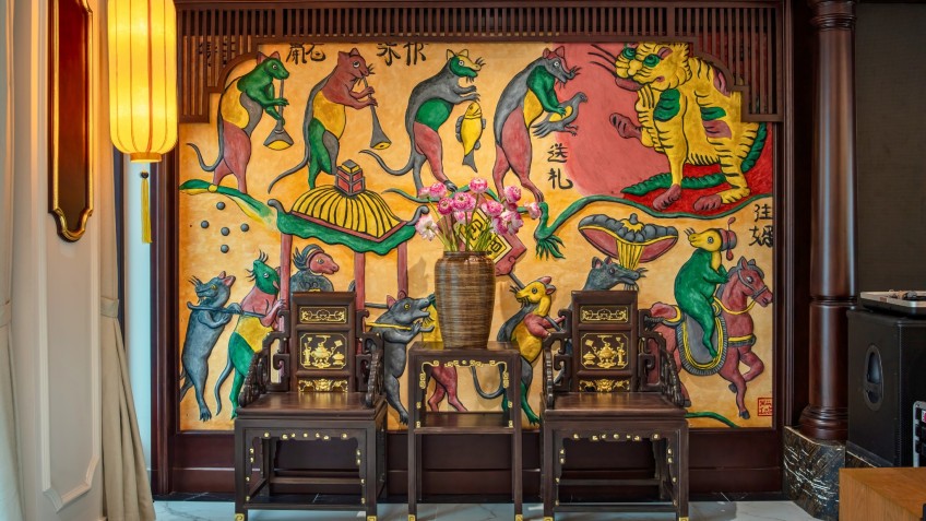 Signature Vietnamese Art Decor
