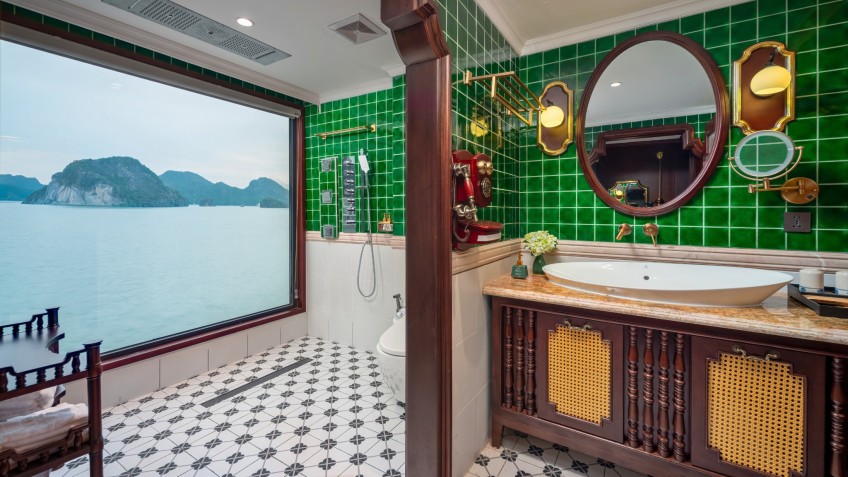 Luxury En Suite Bathroom