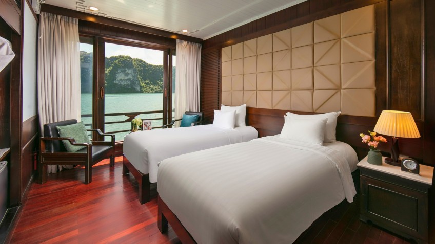 Phoenix Cruise: Twin bed available