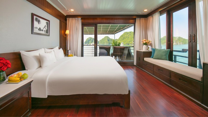 Phoenix Cruise: Enjoy the expansive view