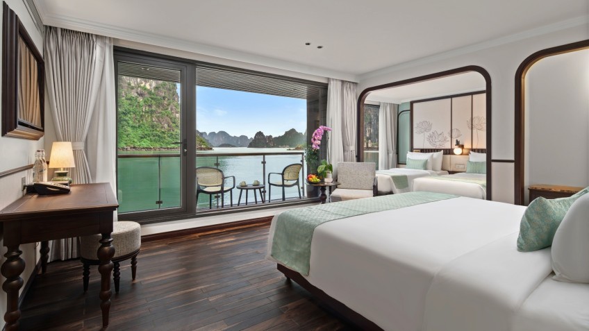 Lyra Grandeur Cruise: Ultimate Comfort