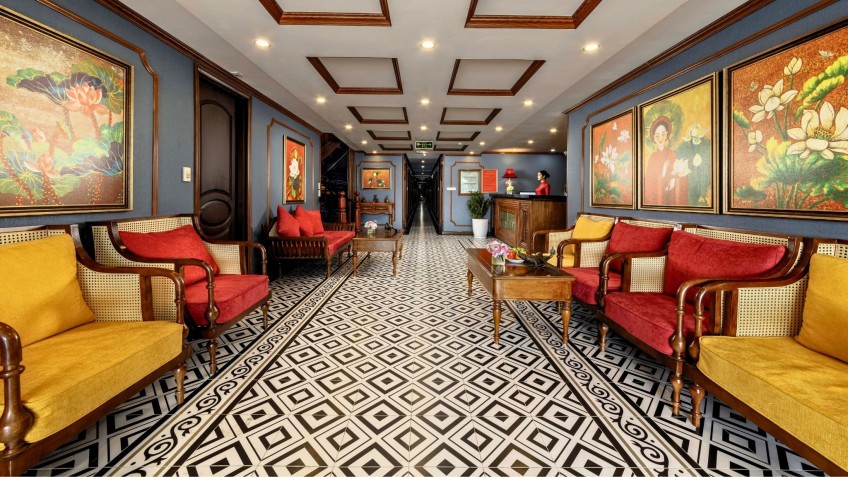 Lobby In Vietnamese Art Decor