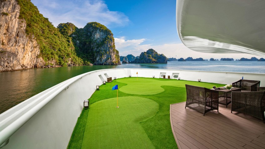 Stellar of the Seas Cruise: Exclusive Mini Golf On Board