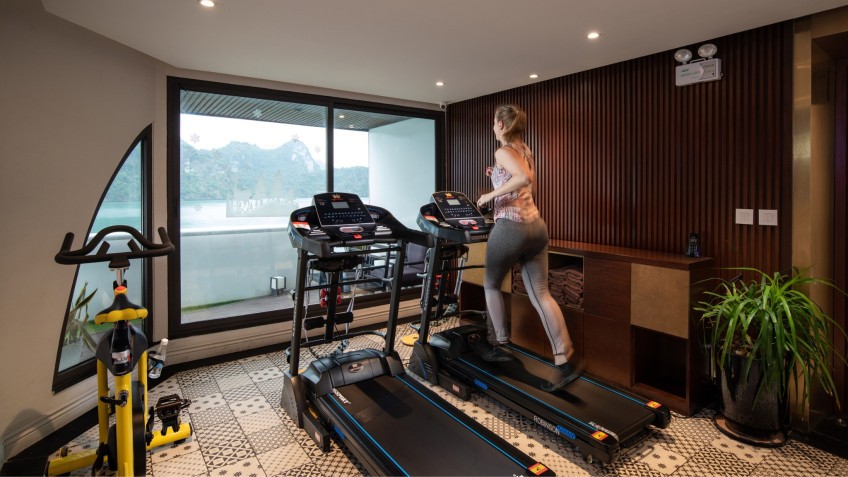 Stellar of the Seas Cruise: Fitness Space Overlooking The Bay