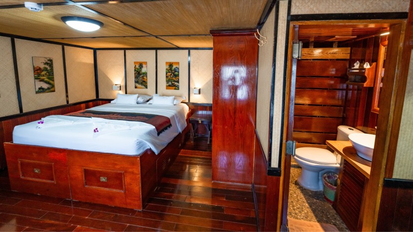 Upper Deck Cabin