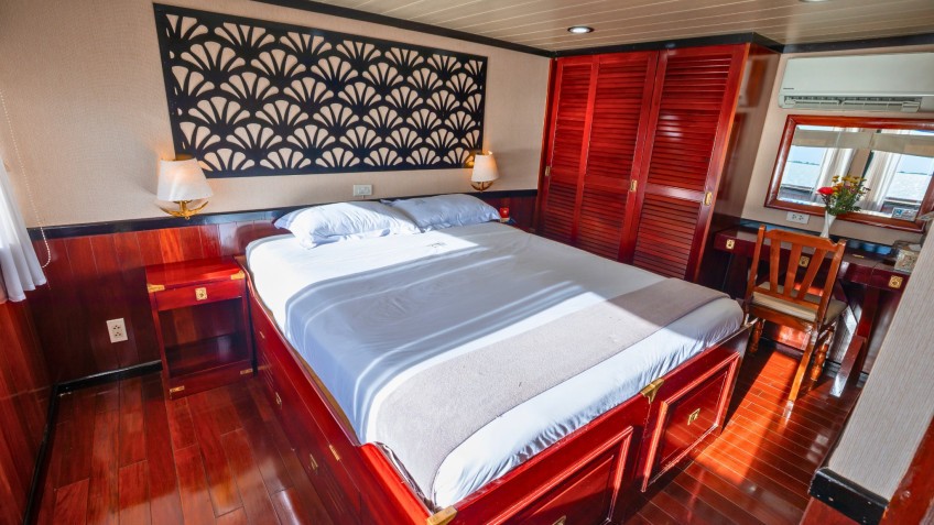 Main Deck Cabin