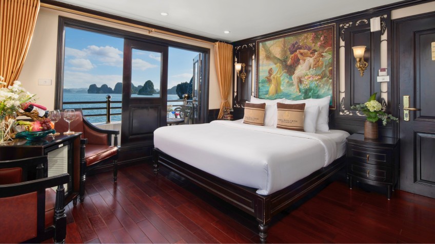 Athena Royal Cruise: Comfy bed for Overnight stay
