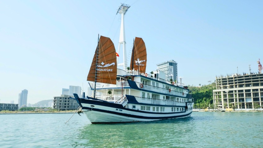 Signature Cruise Halong Bay