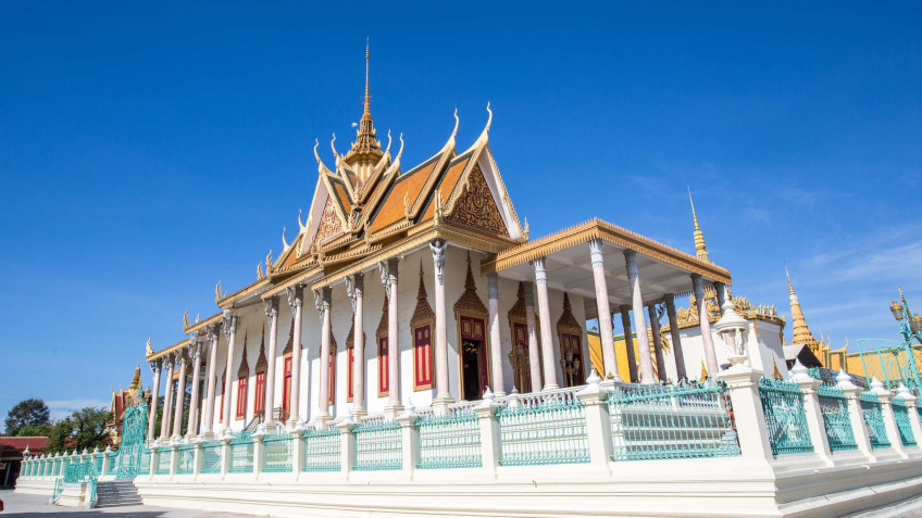 Visit Royal Palace