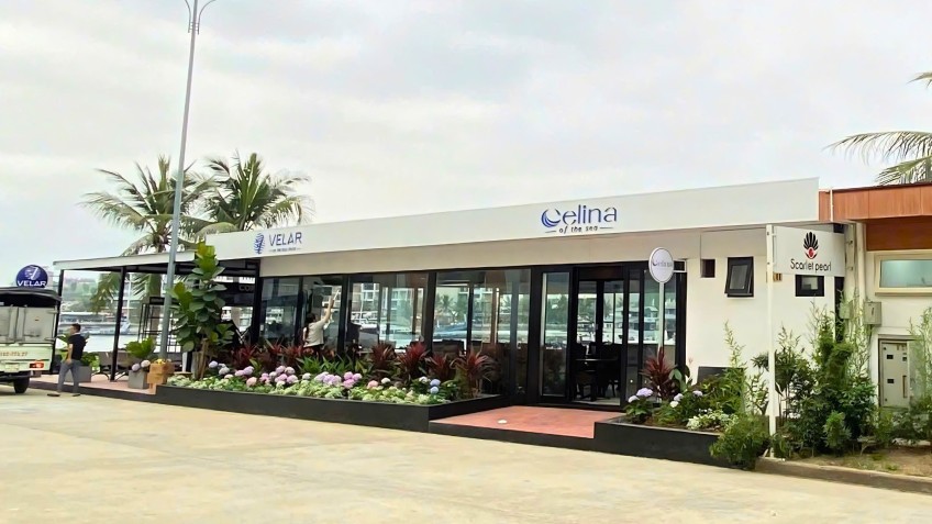 Celina Waiting Lounge