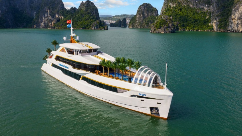 Catherine Horizon Cruise Halong Bay