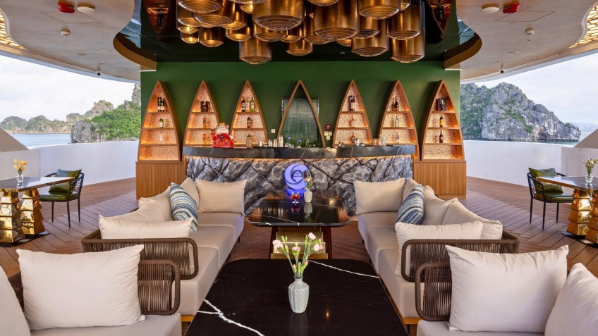 Unique design of the Sky bar