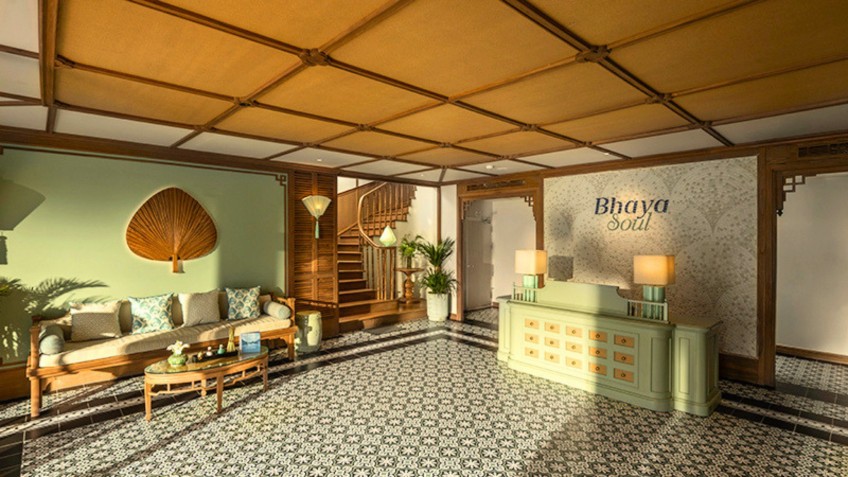 Reception Lounge with traditional style