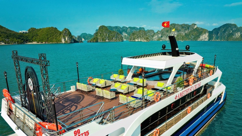 Panoramic Sundeck