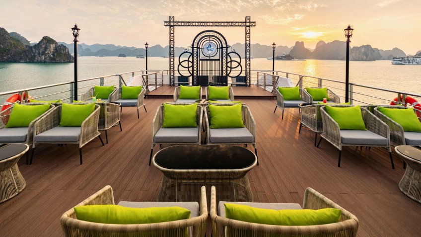 Sunset Party Bay Views
