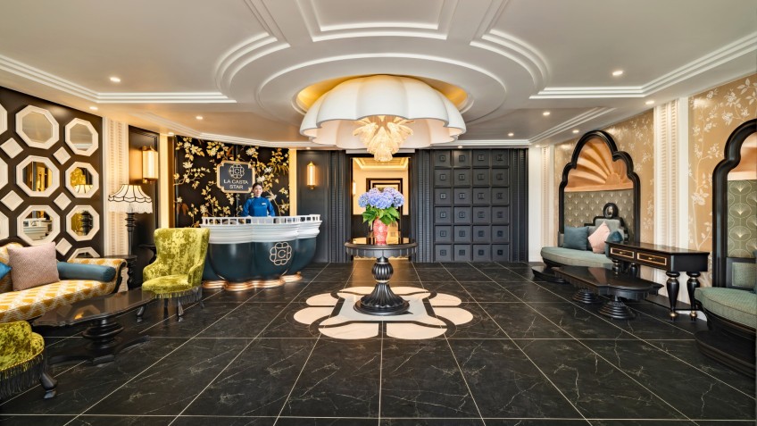 Reception With Attentive Service