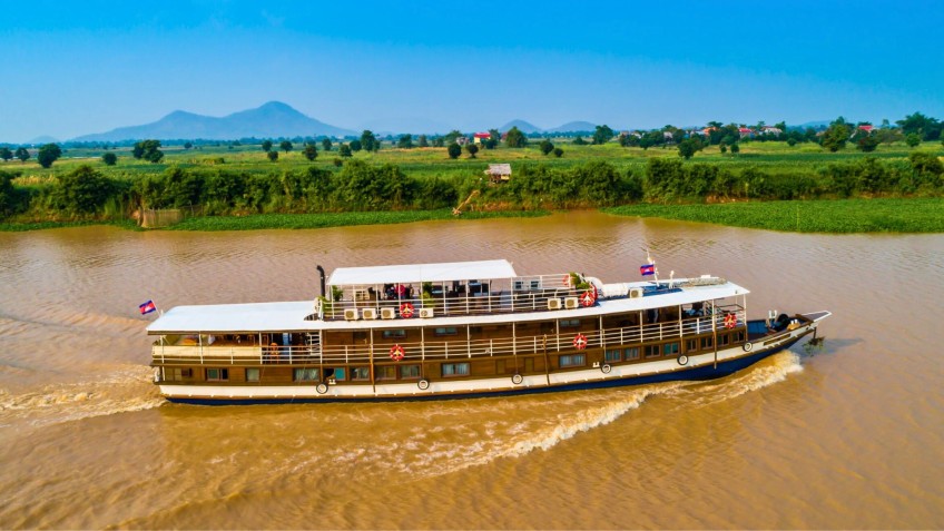 Toum Tiou I Cruise Mekong River