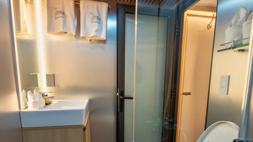 Clean Bathroom