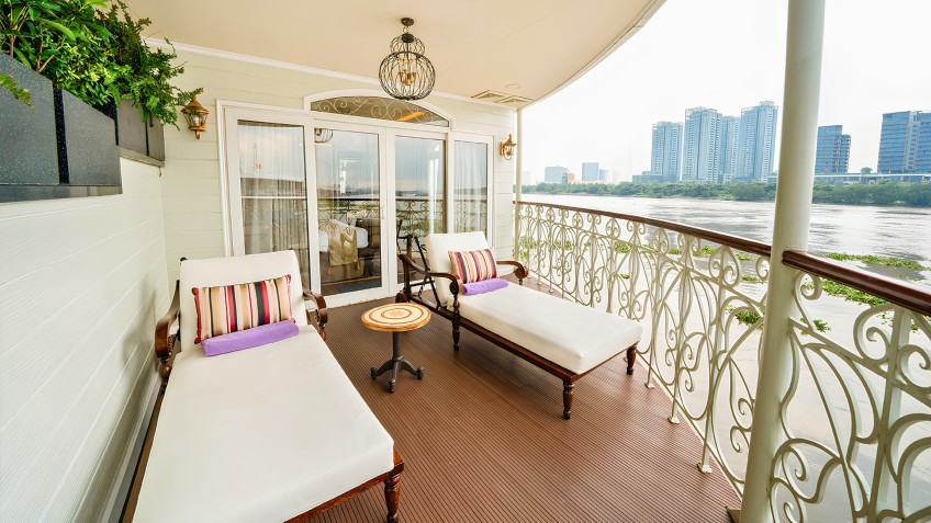 Spacious Private Terrace