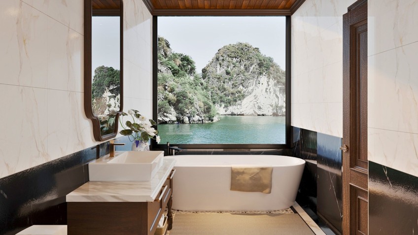 Ocean-view Bathtub