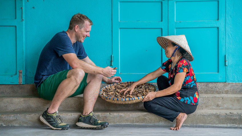 Heritage Line Ylang Cruise: Cat Ba Island Meet Locals