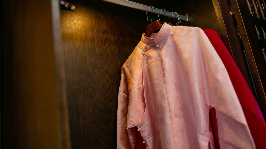 Nostalgia Cruise: Classical Royal Ao Dai