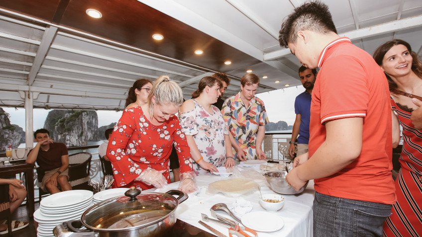 Oriental Sails: Cooking Class With Professional Cruise's Chef