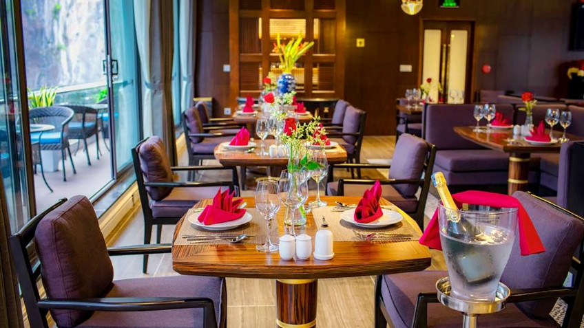 Stellar of the Seas Cruise: Dining Table With Beautiful Setup