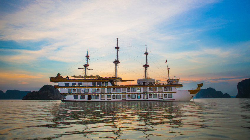 Dragon Legend Cruise Halong Bay