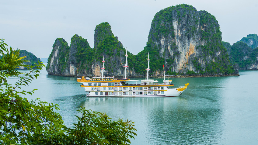 Amazing islets on Bai Tu Long Bay