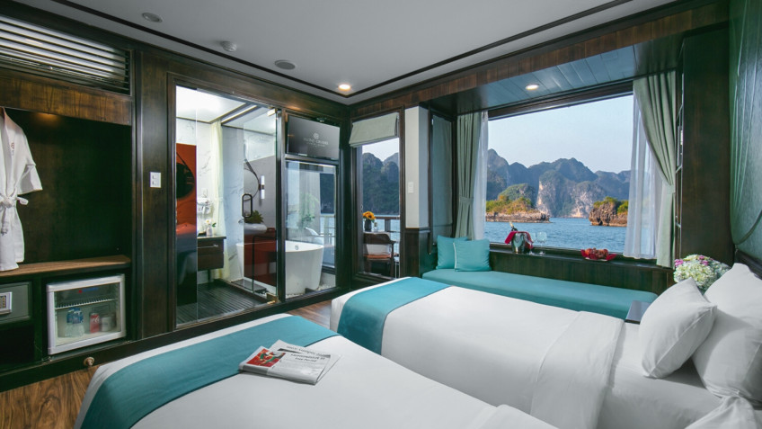 Peony Cruise: Family Deluxe Balcony Facilities