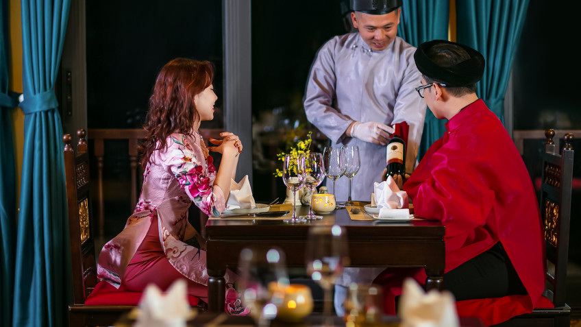 Nostalgia Cruise: Imperial Dinner Experience