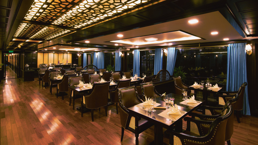 La Regina Legend Cruise: Intimate setting