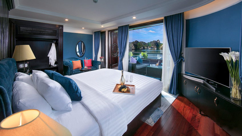 Le Theatre Cruise: Le Theatre Suite