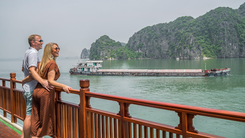 Heritage Line Ylang Cruise: The gorgeous landscapes of the bay