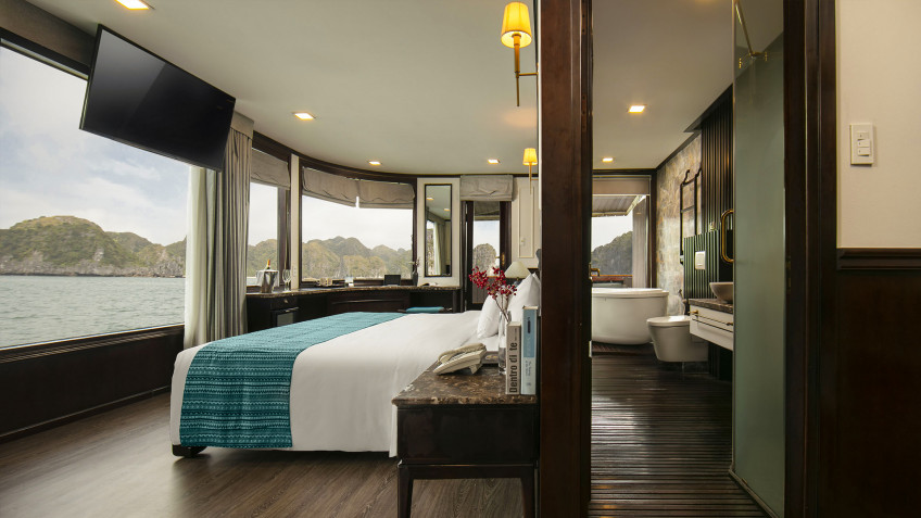 Orchid Trendy Cruise: Nice decoration of Exclusive Suite