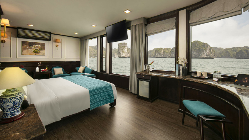 Orchid Trendy Cruise: Exclusive Suite with panorama view