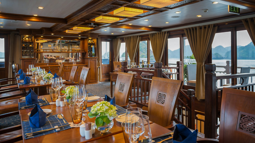 Paradise Peak Cruise: Paradise Peak Traditional Restaurant