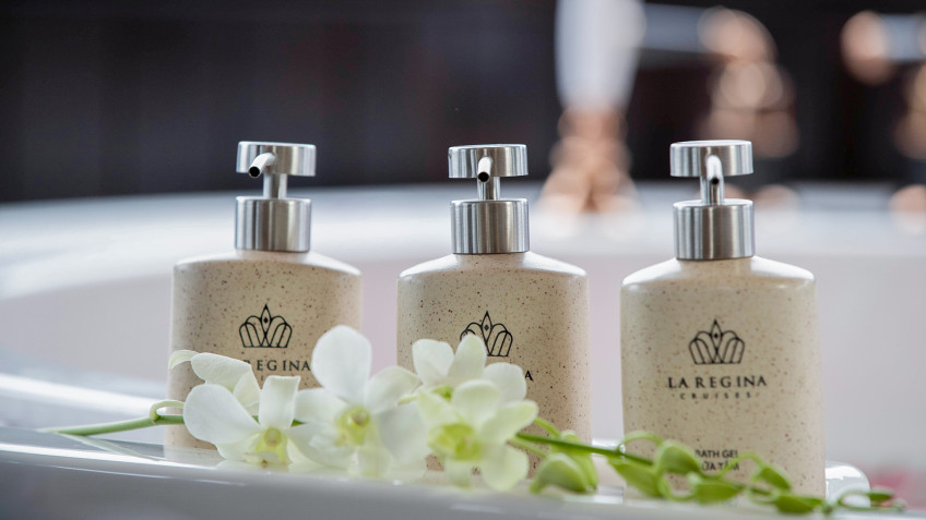 La Regina Legend Cruise: Well-prepared bathroom amenities