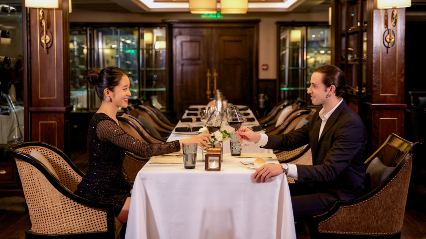 Romantic Dining Atmosphere